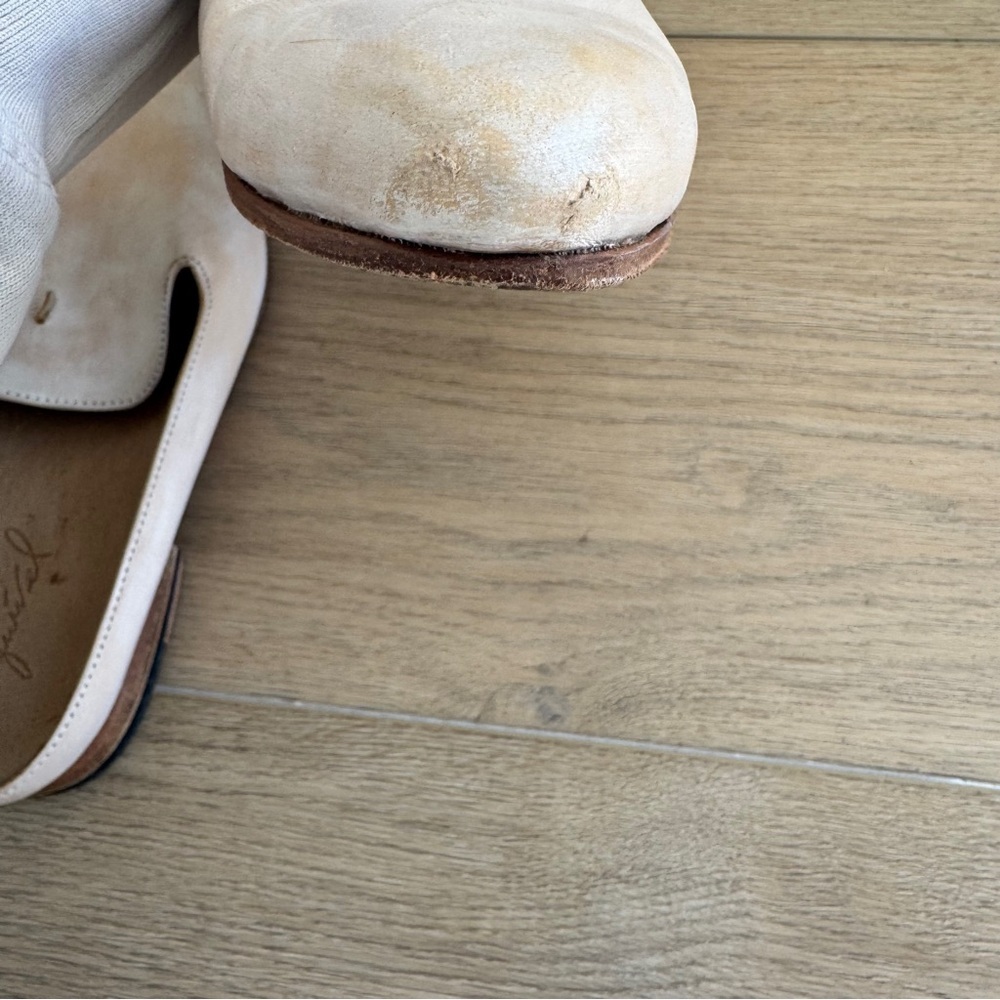 Esquivel - Picture 8 of 8